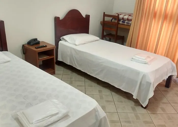 Hotel Leo